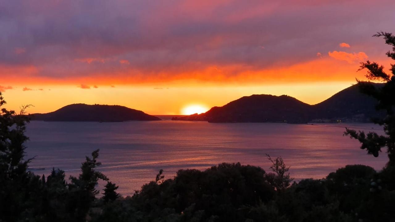 Lerici Natural Suite Con Wi-Fi Экстерьер фото